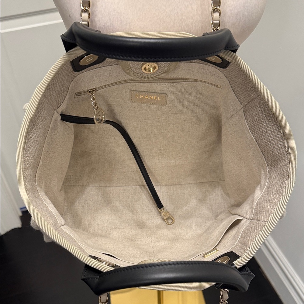 Chanel Cream and Black Tote Bag Set - Picture 3 of 8